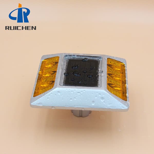 <h3>China Cast Aluminum Filled-Type Reflective Road Reflector </h3>
